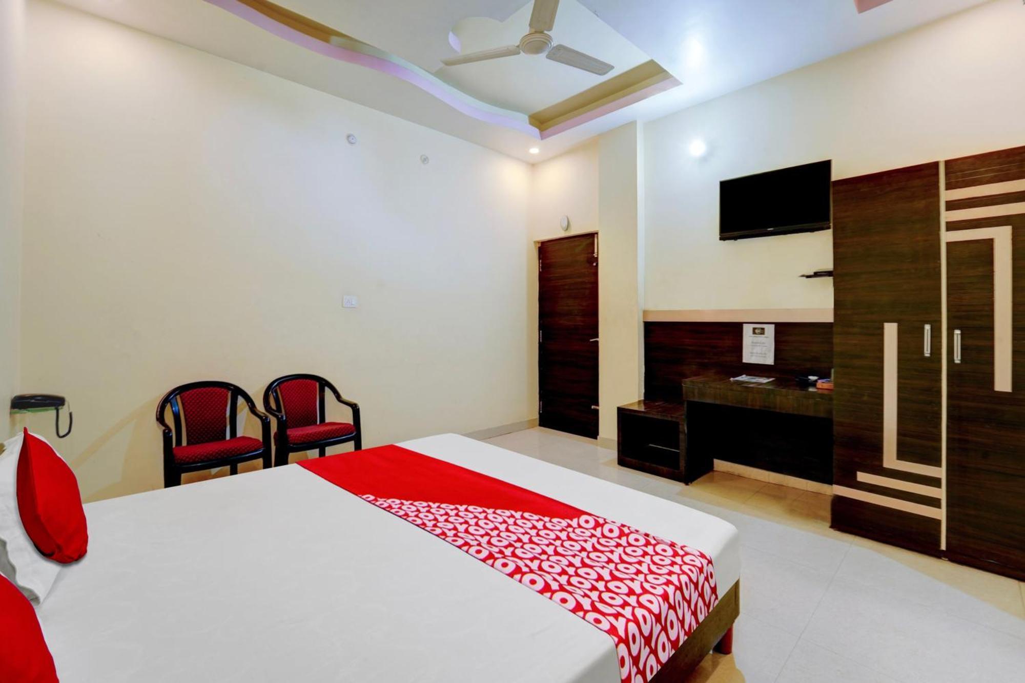 Oyo Flagship Hotel Centre Point Chhapra Εξωτερικό φωτογραφία